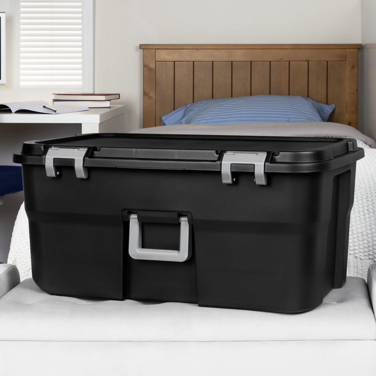 22 Gallon Black Wheeled Plastic Storage Trunk O4649