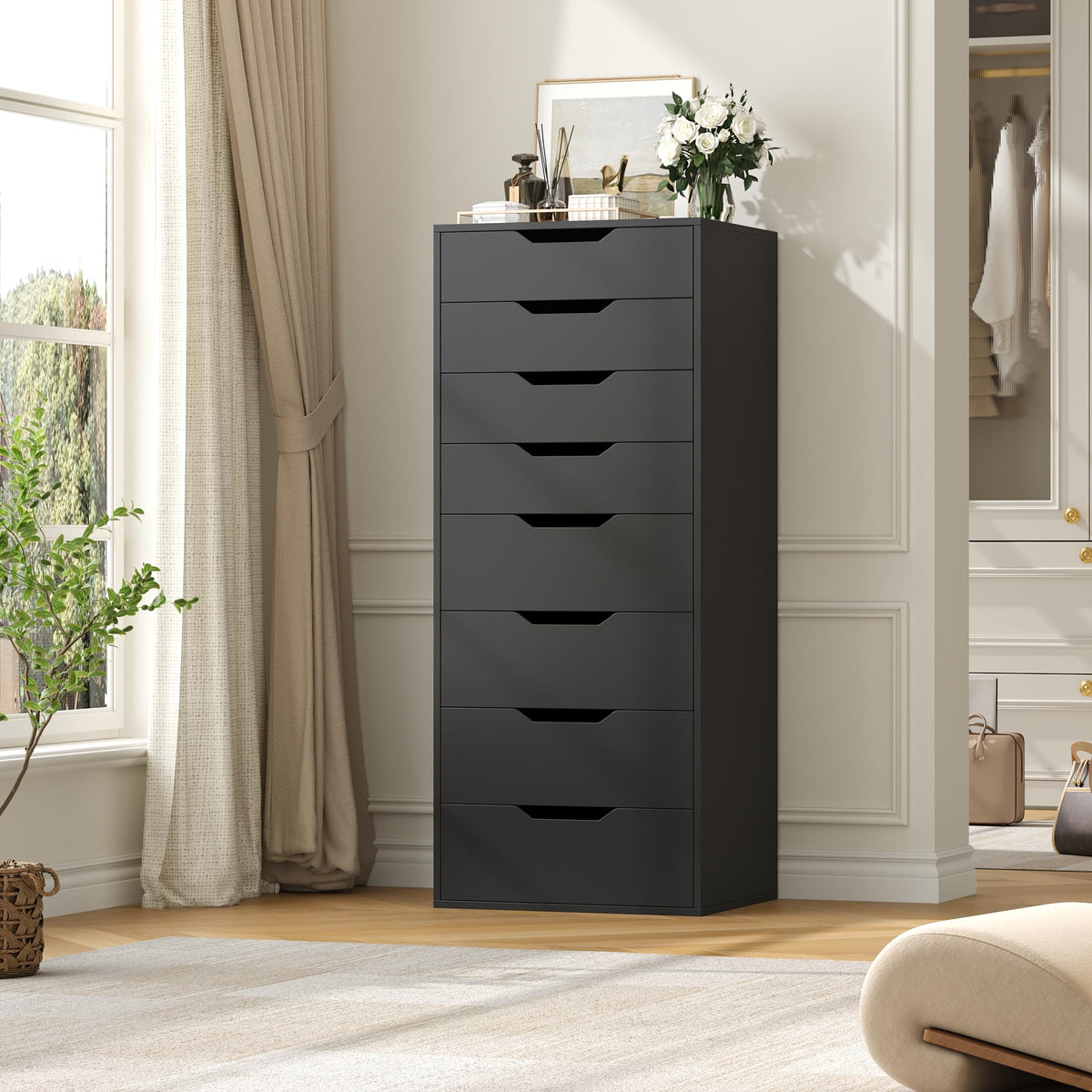 Black 8 Drawer Dresser Z216669